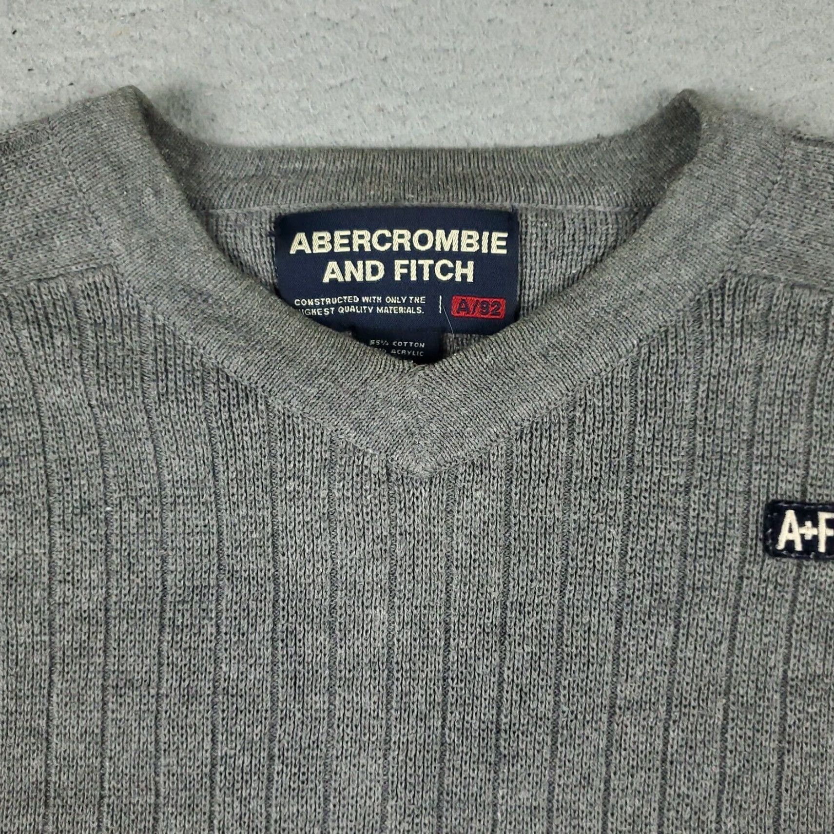 Abercrombie & Fitch Abercrombie Fitch Mens XL Gray V Neck Pullover Sweatshirt Size US XL / EU 56 / 4 - 2 Thumbnail