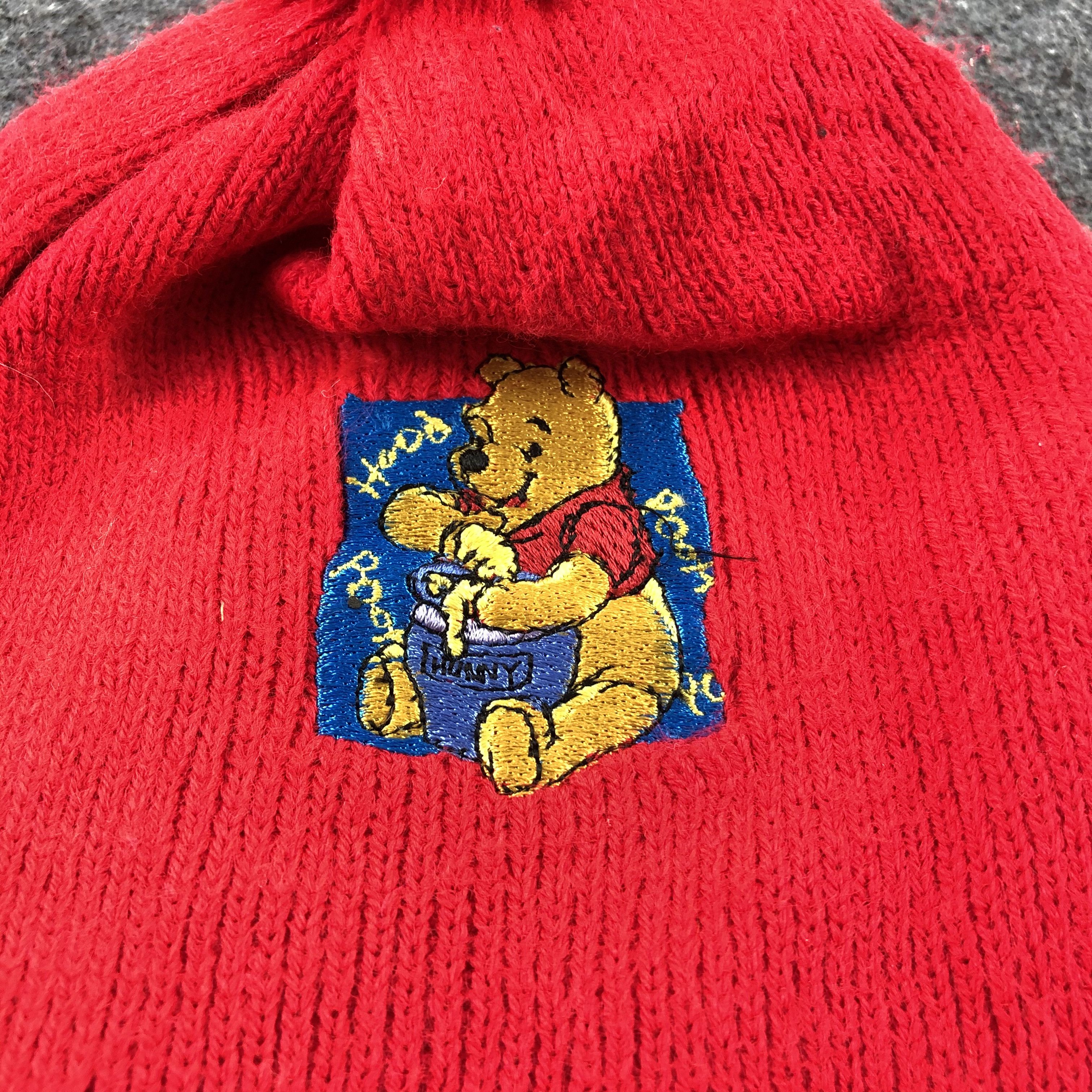 Disney Winnie the Pooh Red Bobble Beanie Snowcap Snow Hat B482 Size ONE SIZE - 4 Thumbnail