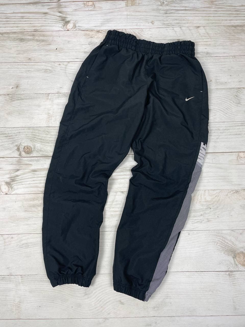 Nike Nike Nylon Track Pants Striped 00s Swoosh Big Logo Size US 32 / EU 48 - 2 Thumbnail