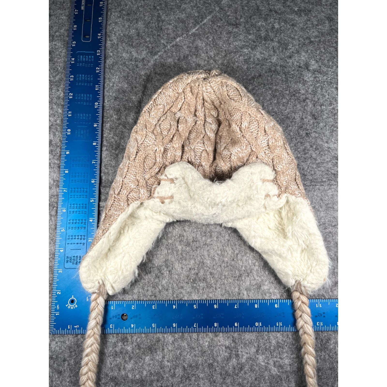 Vintage VINTAGE Muk Luks Beanie Hat Womens One Size Pink White Acrylic Faux Fur Ear Flap Winter 90s Mens? Womens Size ONE SIZE - 7 Thumbnail