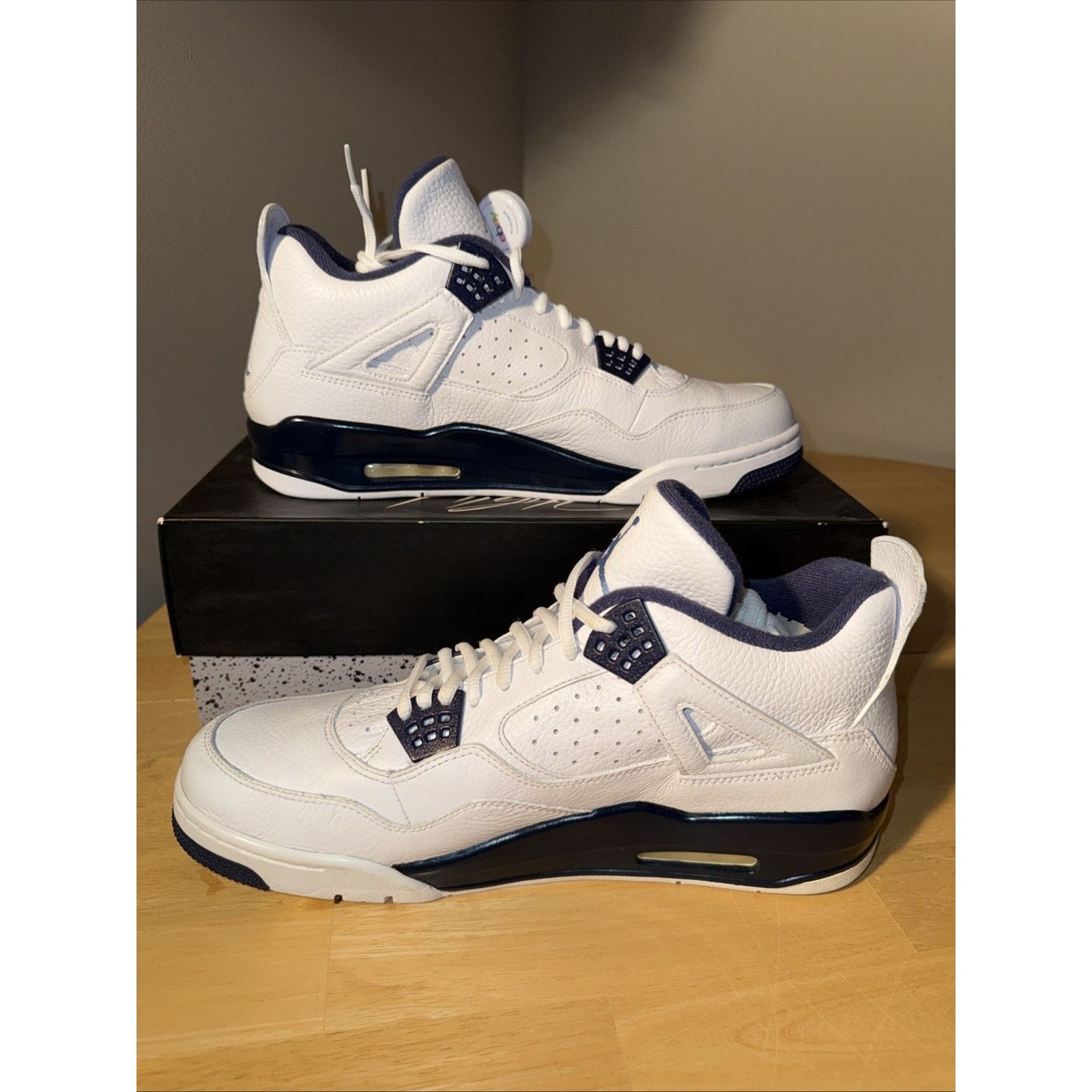 Nike Size 13 - Air Jordan 4 Retro LS Columbia 🔥🔥🔥🔥🔥🔥🔥🔥 Size US 13 / EU 46 - 2 Thumbnail
