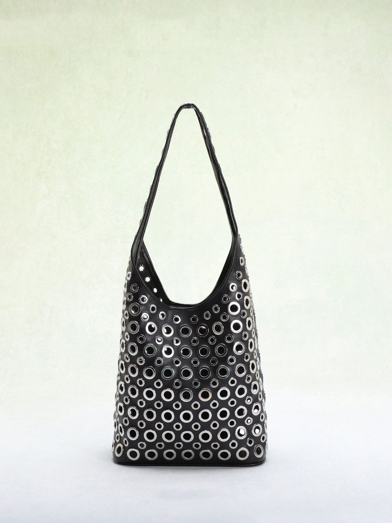 Japanese Brand Punk hollow rivet bucket bag Size ONE SIZE - 1 Thumbnail