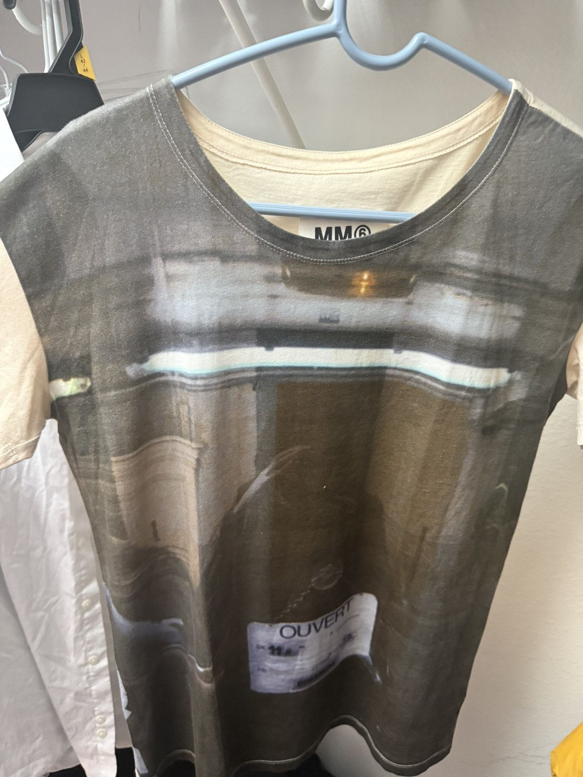 Maison Margiela MM6 Maison Martin Margiela Street Scene T-shirt- DMC Size US M / EU 48-50 / 2 - 1 Thumbnail