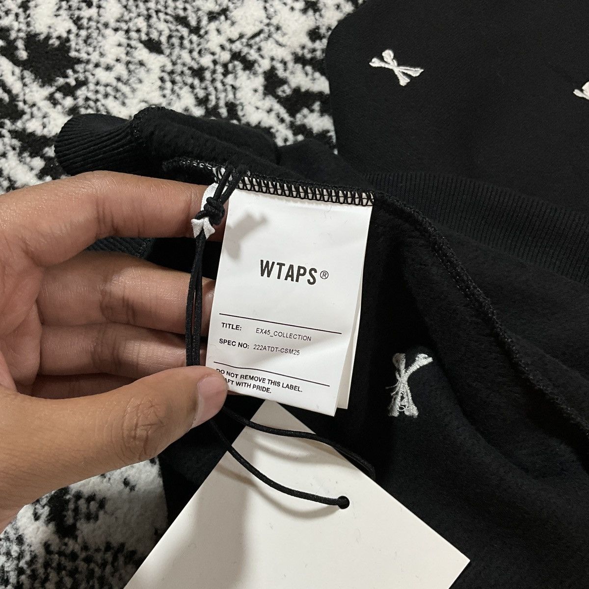 Wtaps WTAPS ACNE BONES CREWNECK Size US L / EU 52-54 / 3 - 8 Thumbnail