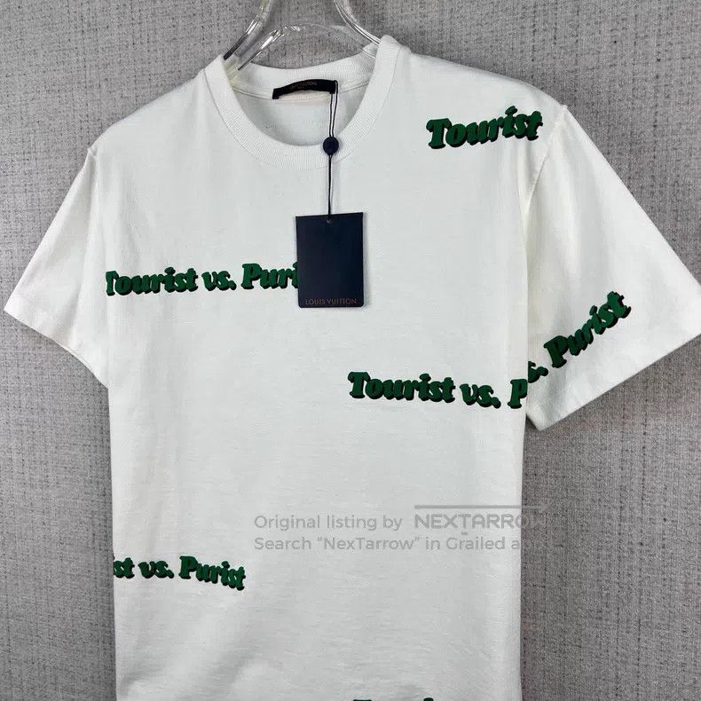 Louis Vuitton Louis Vuitton Velvet bullet screen logo printed round neck Size US M / EU 48-50 / 2 - 2 Thumbnail