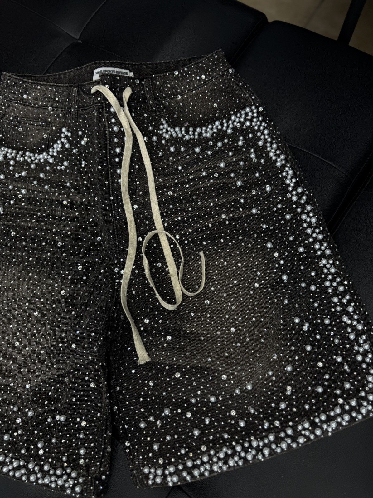 Vale Valley Vale Rhinestone Shorts Black Size 30 (NEW) Size US 30 / EU 46 - 9 Thumbnail