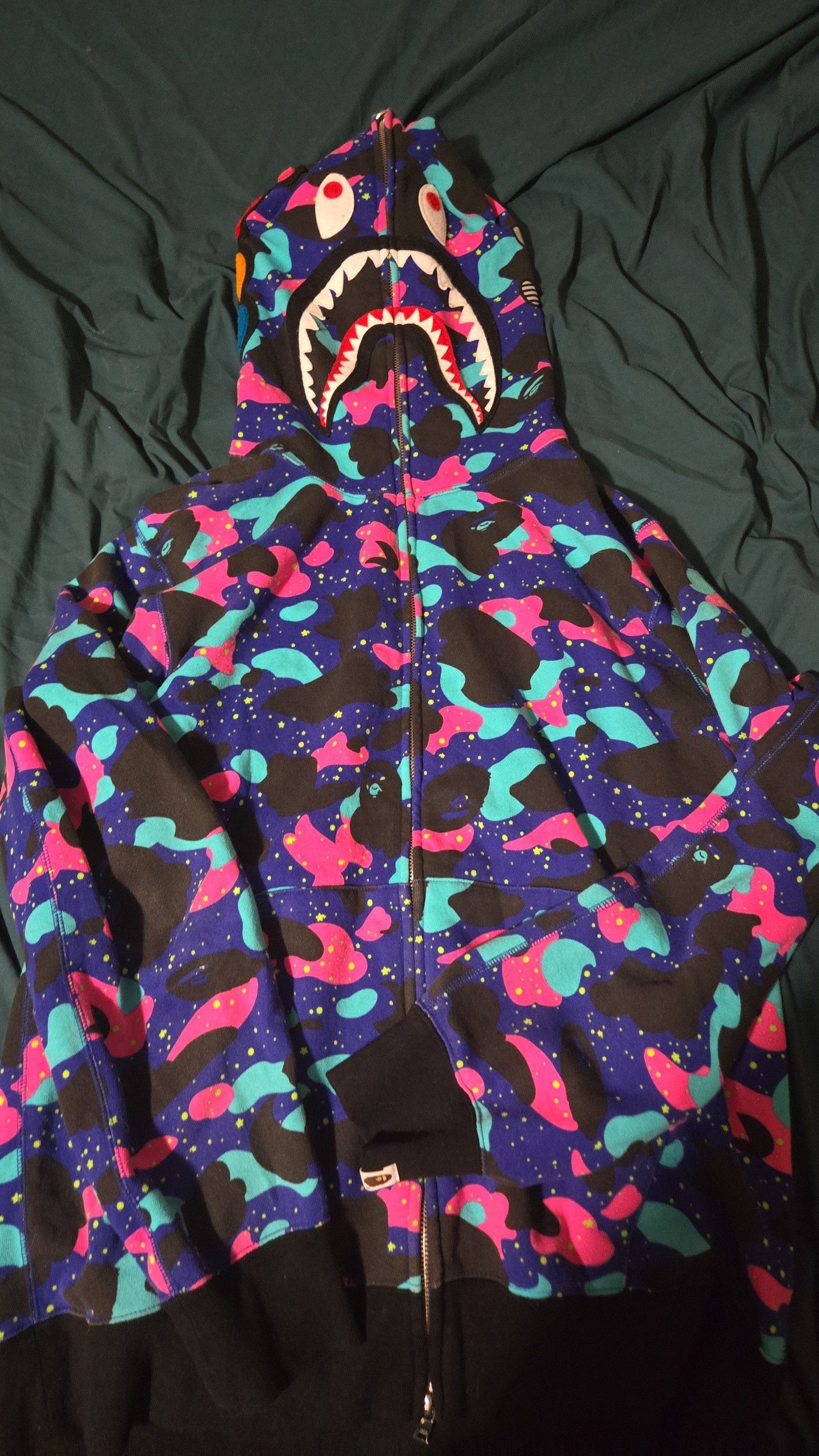 Bape × Kid Cudi Bape kid cudi shark full zip Size US XXL / EU 58 / 5 - 1 Thumbnail