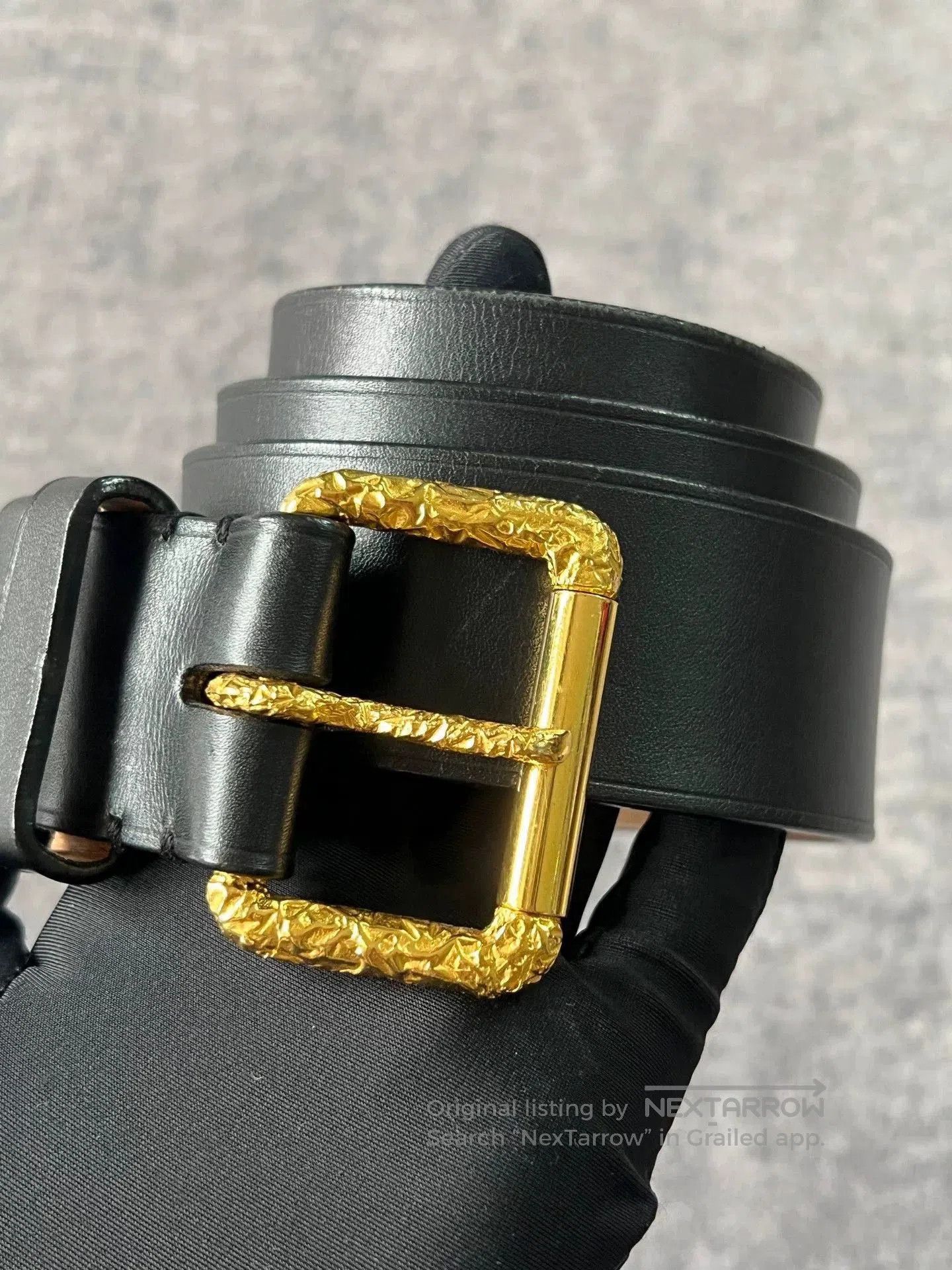Louis Vuitton vintage lv embossed leather waist belt. Size ONE SIZE - 2 Thumbnail