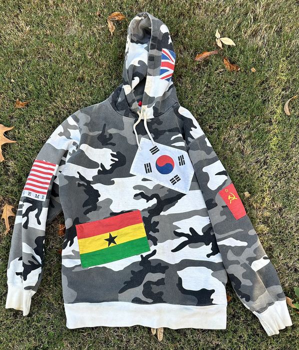 Supreme white hot sale camo hoodie