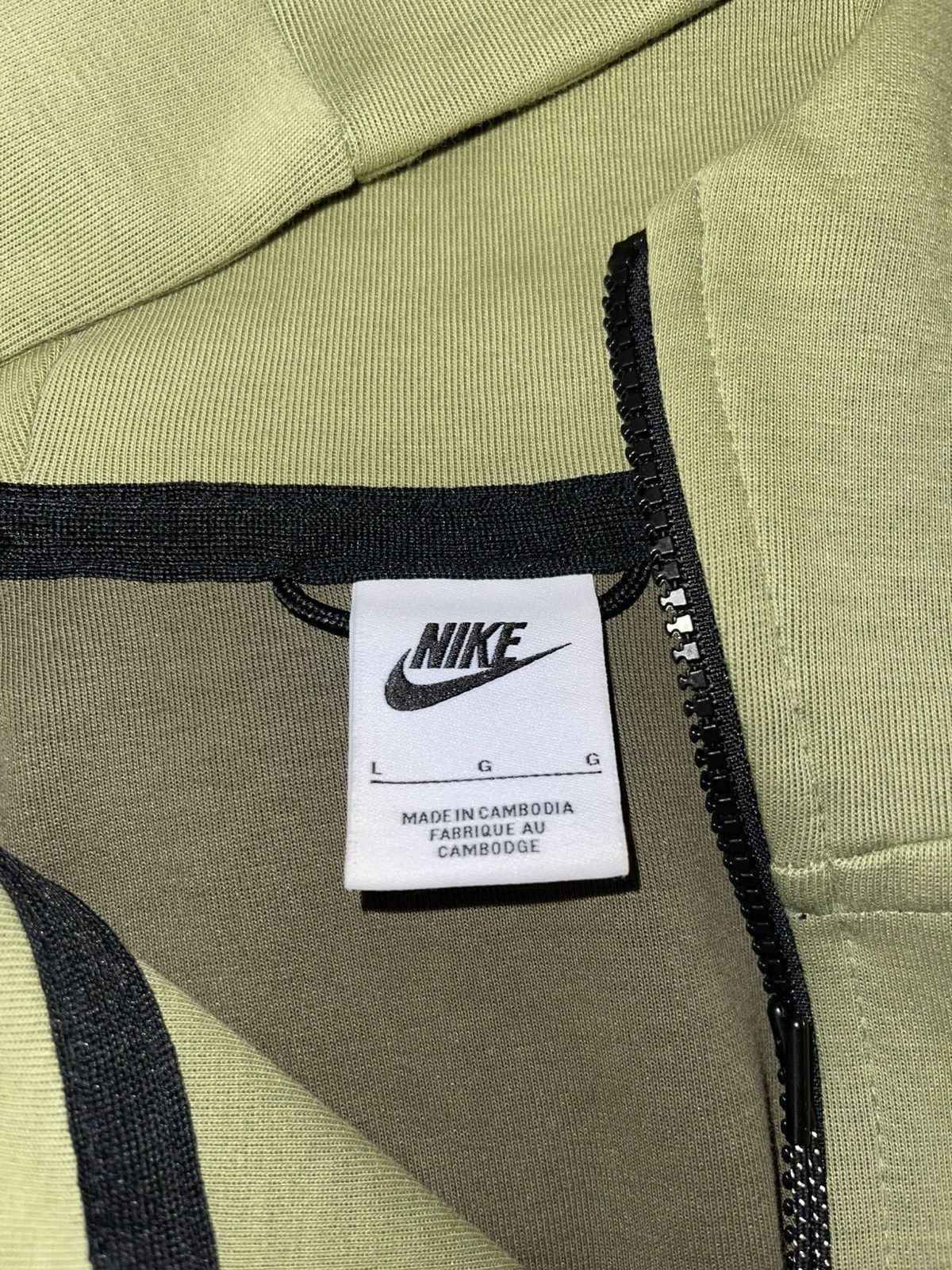 Nike Nike Tech Fleece Zip-Up ‘2-Tone Green’ Size US L / EU 52-54 / 3 - 2 Thumbnail