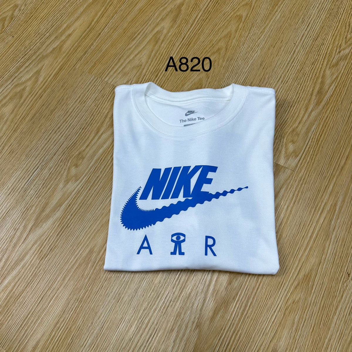 Nike Nike Air Big Logo TShirt A820 Size US L / EU 52-54 / 3 - 13 Thumbnail