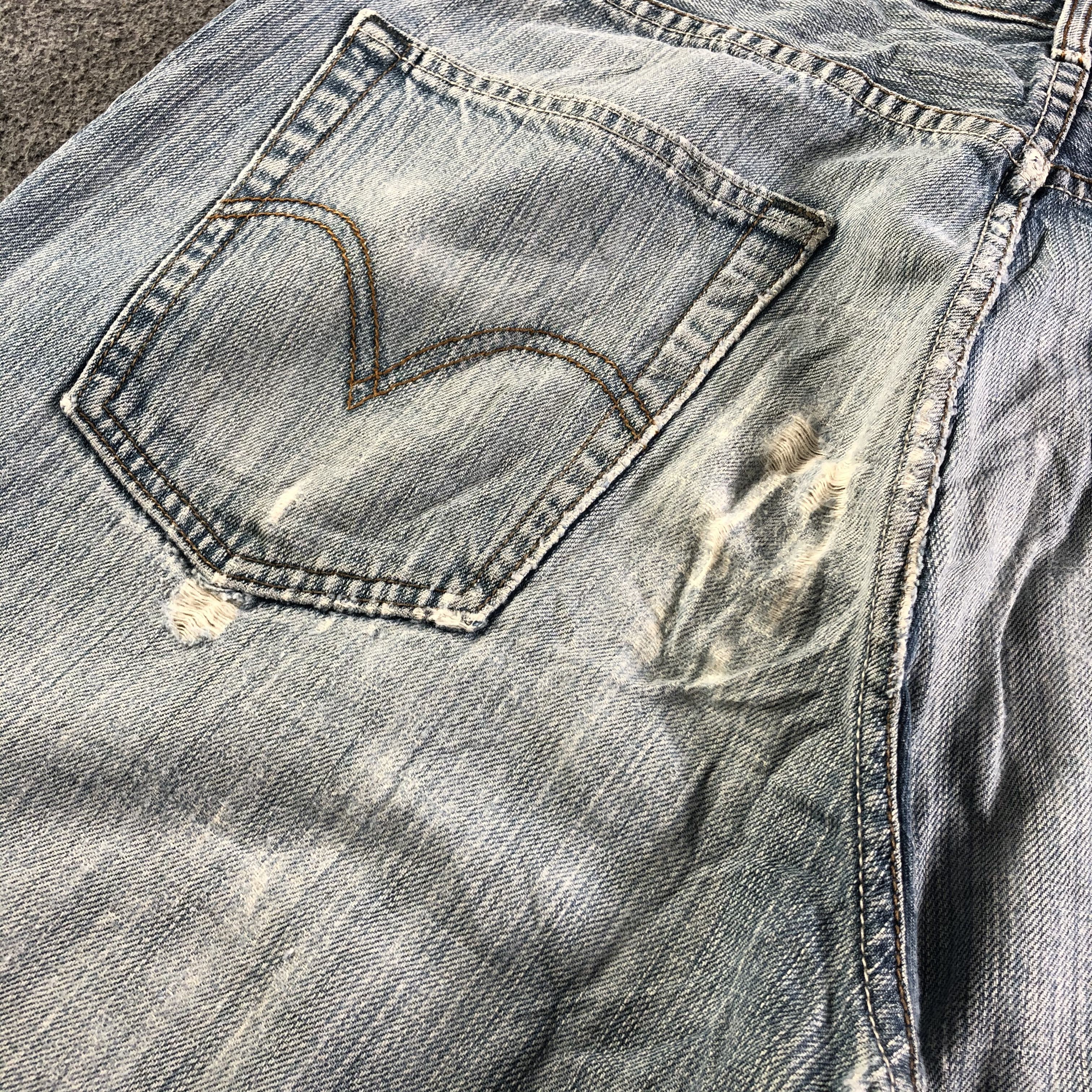 Levi's Vintage Levis 569 Jeans-J4418 Size US 35 - 8 Thumbnail