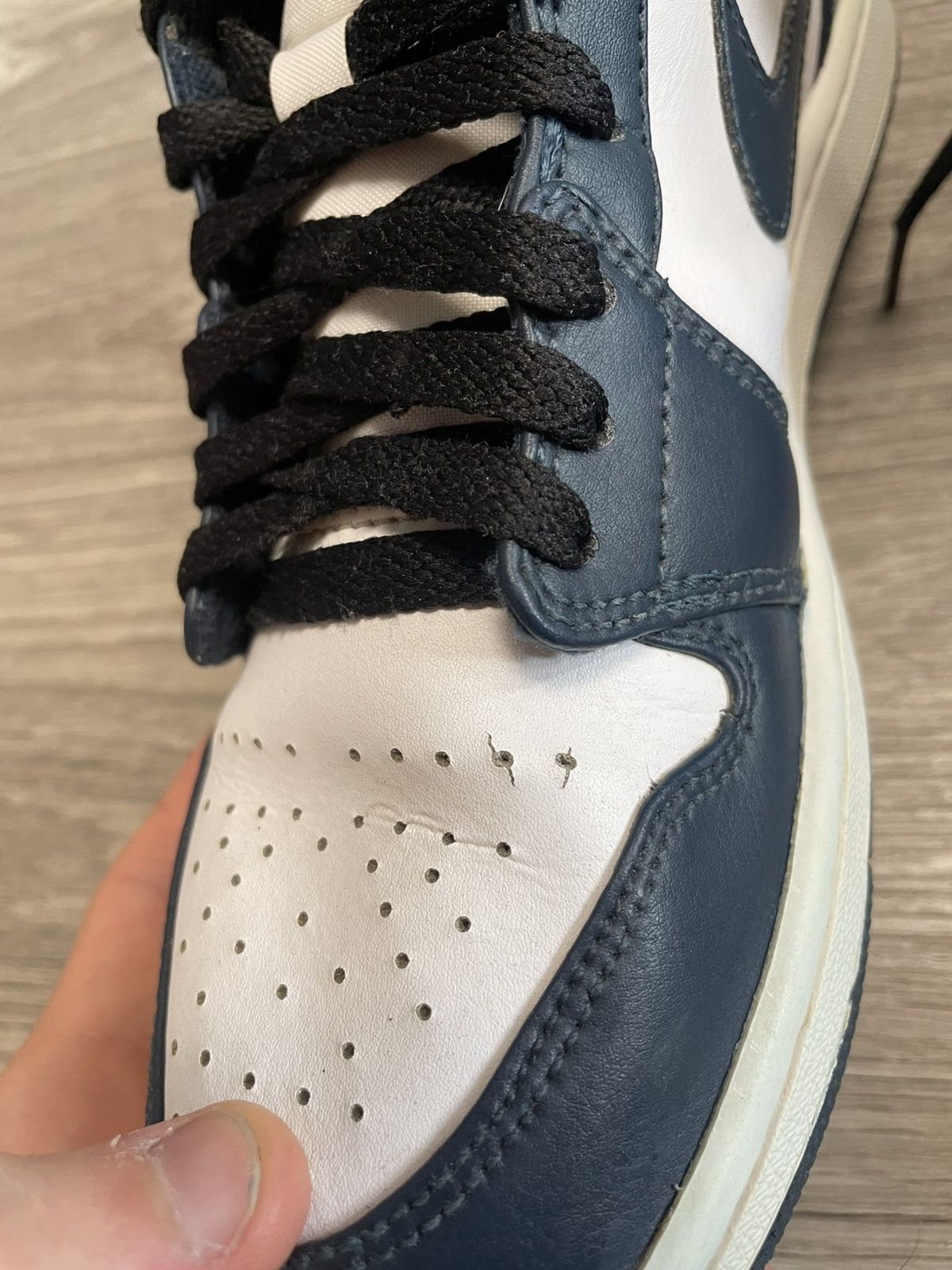 Nike Nike Air Jordan 1 Mid Armory Navy Men Size 8 EU 41 (2022) Size US 8 / EU 41 - 7 Thumbnail