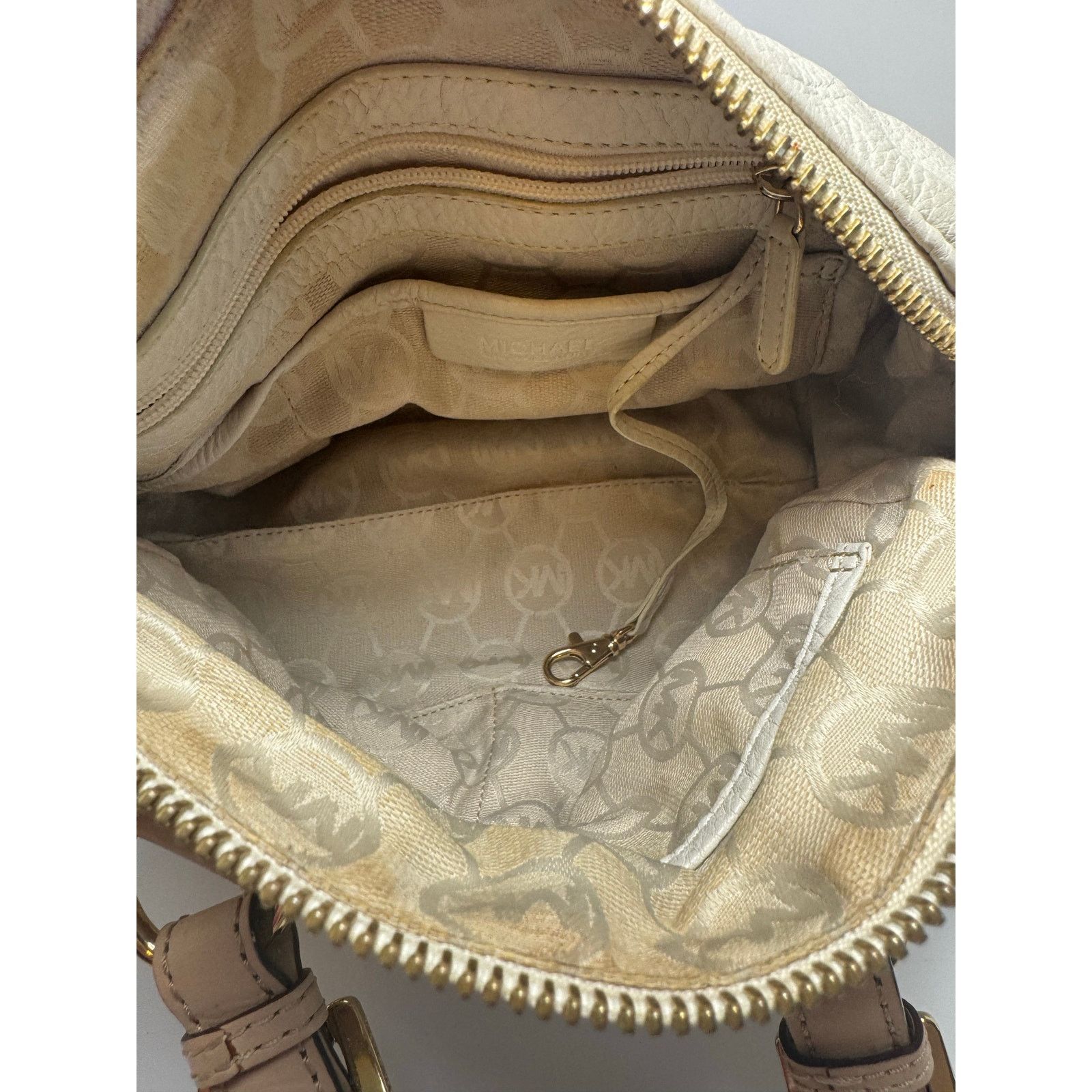 Michael Kors Michael Kors Grayson Satchel Bag Cream & Leather w/Scarf Size ONE SIZE - 4 Thumbnail