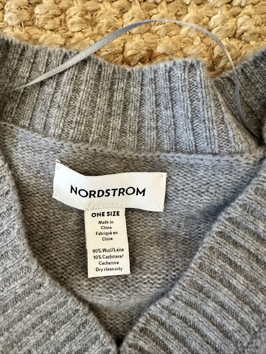Nordstrom Nordstrom Cashmere Wool Poncho Sweater Cape Size ONE SIZE - 3 Thumbnail