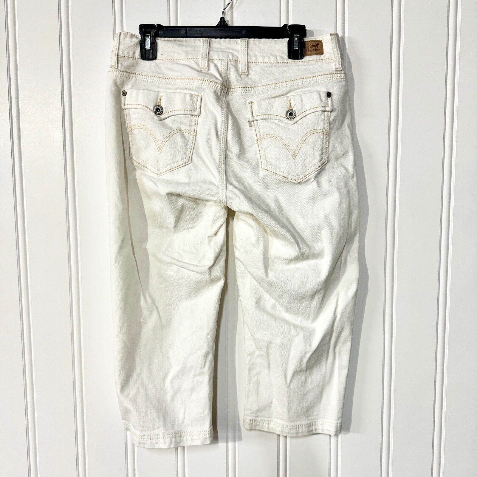 Levi's Levis Capris Size 12 Ivory Cotton Button Front Mid Rise Size 34" / US 12 / IT 48 - 5 Thumbnail