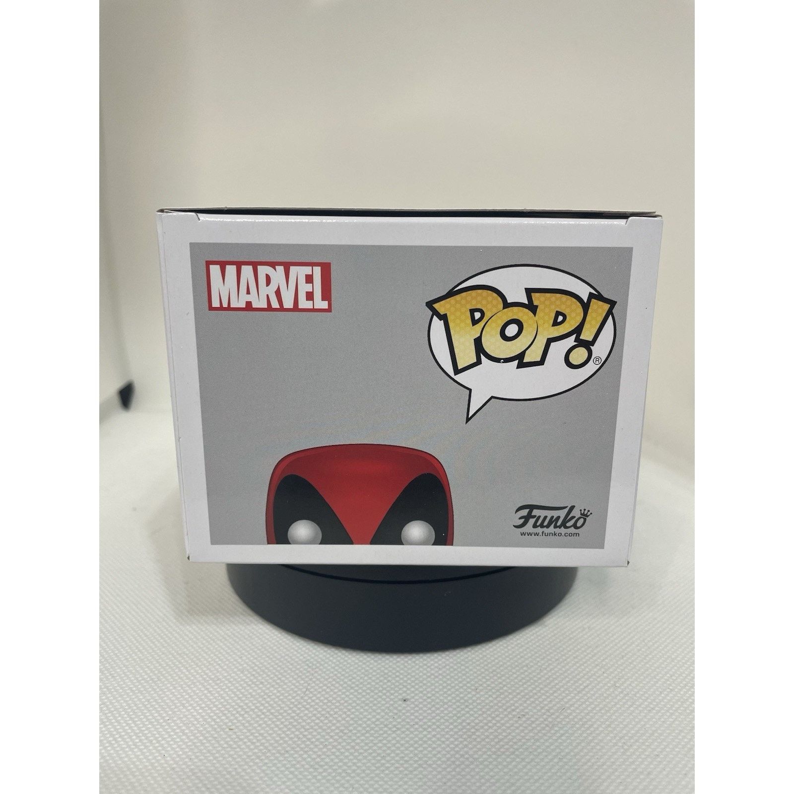 Marvel Comics Funko Pop! Bedtime Deadpool #327 With Pop Protector Size ONE SIZE - 9 Thumbnail