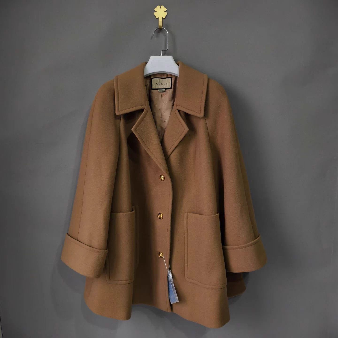 Gucci Gucci Gold Button Wool Logo Jacket MINT 42 Size M / US 6-8 / IT 42-44 - 1 Thumbnail