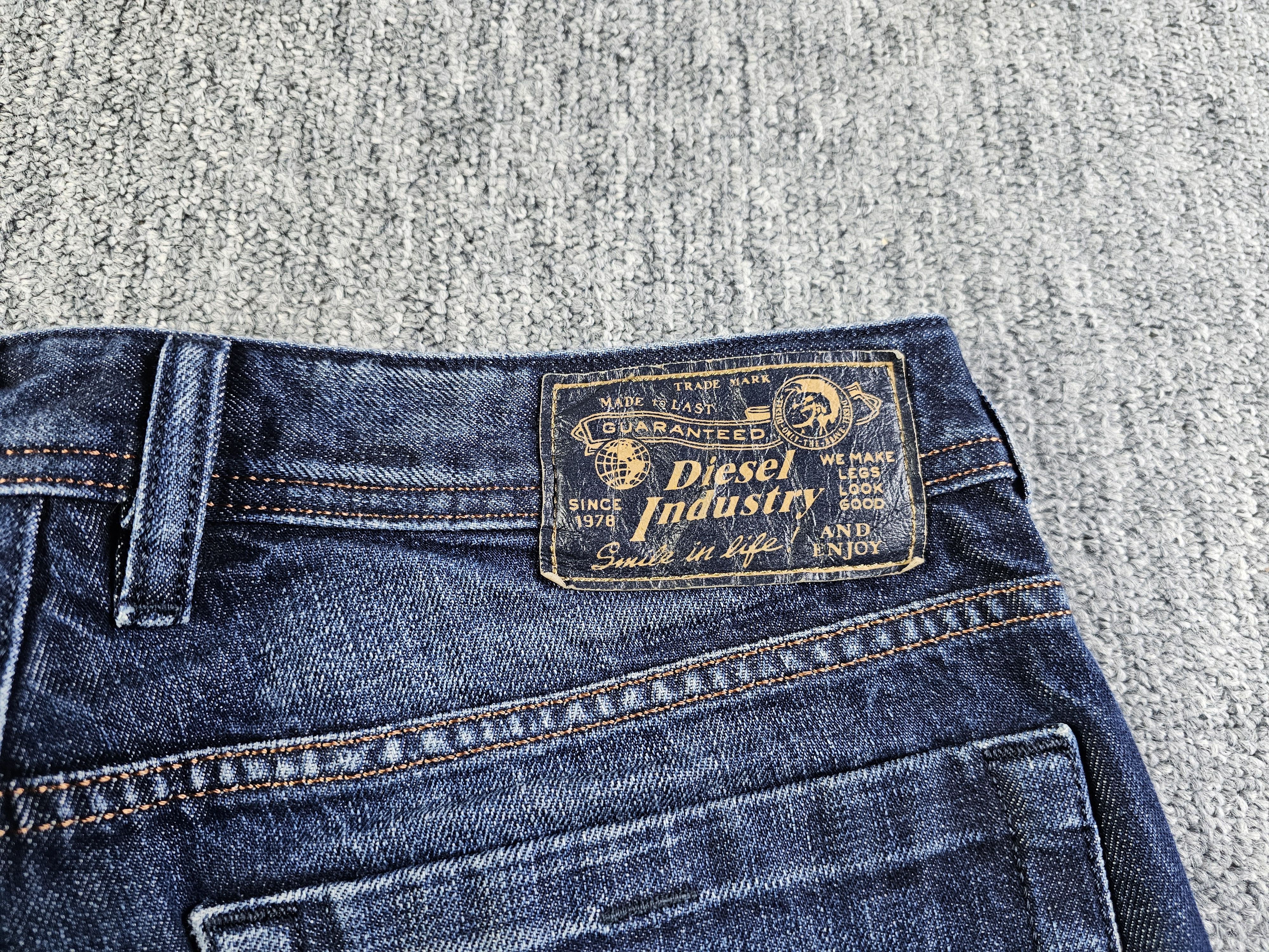 Disney Diesel Zathan Cutoff Raw Hem Mini Denim Shorts Blue W31 Size 31" - 5 Thumbnail