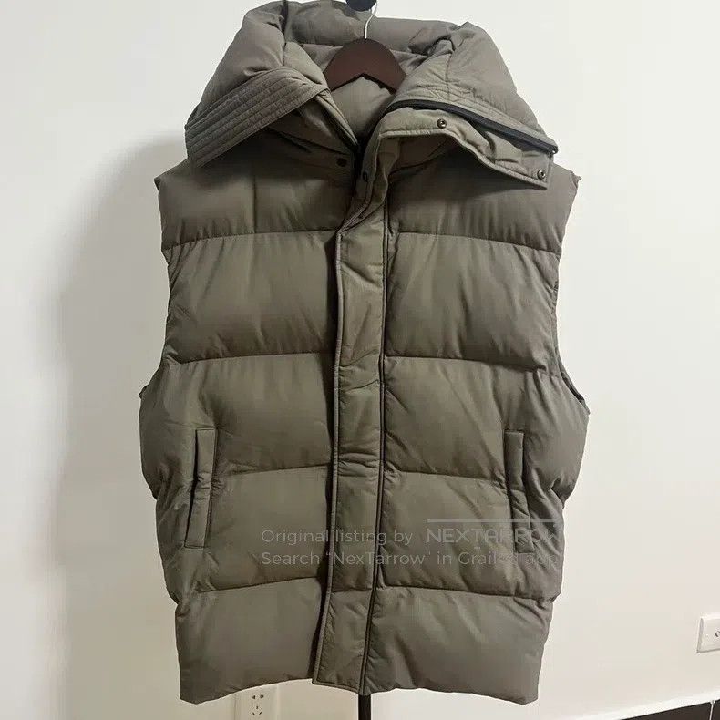Balenciaga Balenciaga Big Shawl Collar Puffer Vest Size XS / US 0-2 / IT 36-38 - 1 Thumbnail