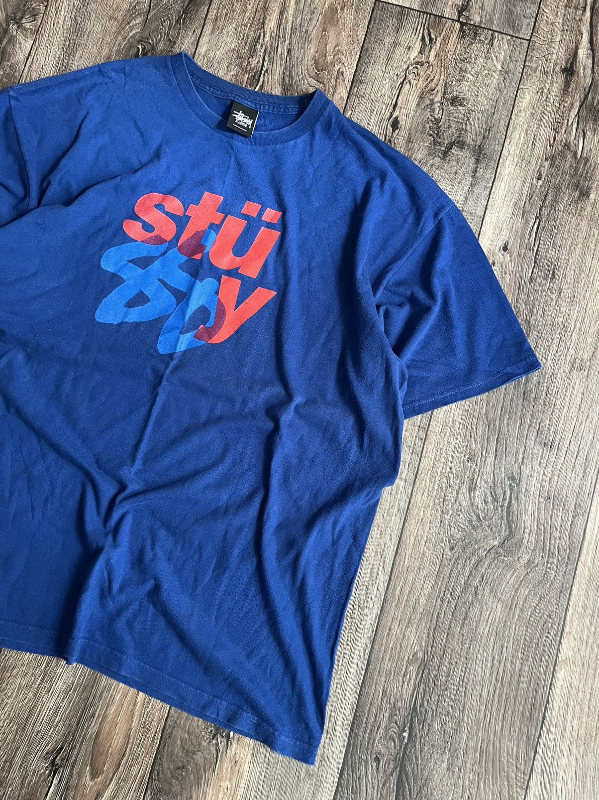 Stussy Stussy Centre Logo T-shirt Size US XL / EU 56 / 4 - 2 Thumbnail