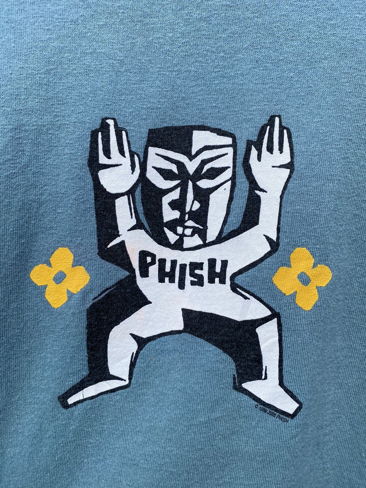 Band Tees × Designer × Vintage Vintage 2005 PHISH The Island Tour Artwork by Dan Sharp Size US S / EU 44-46 / 1 - 5 Thumbnail