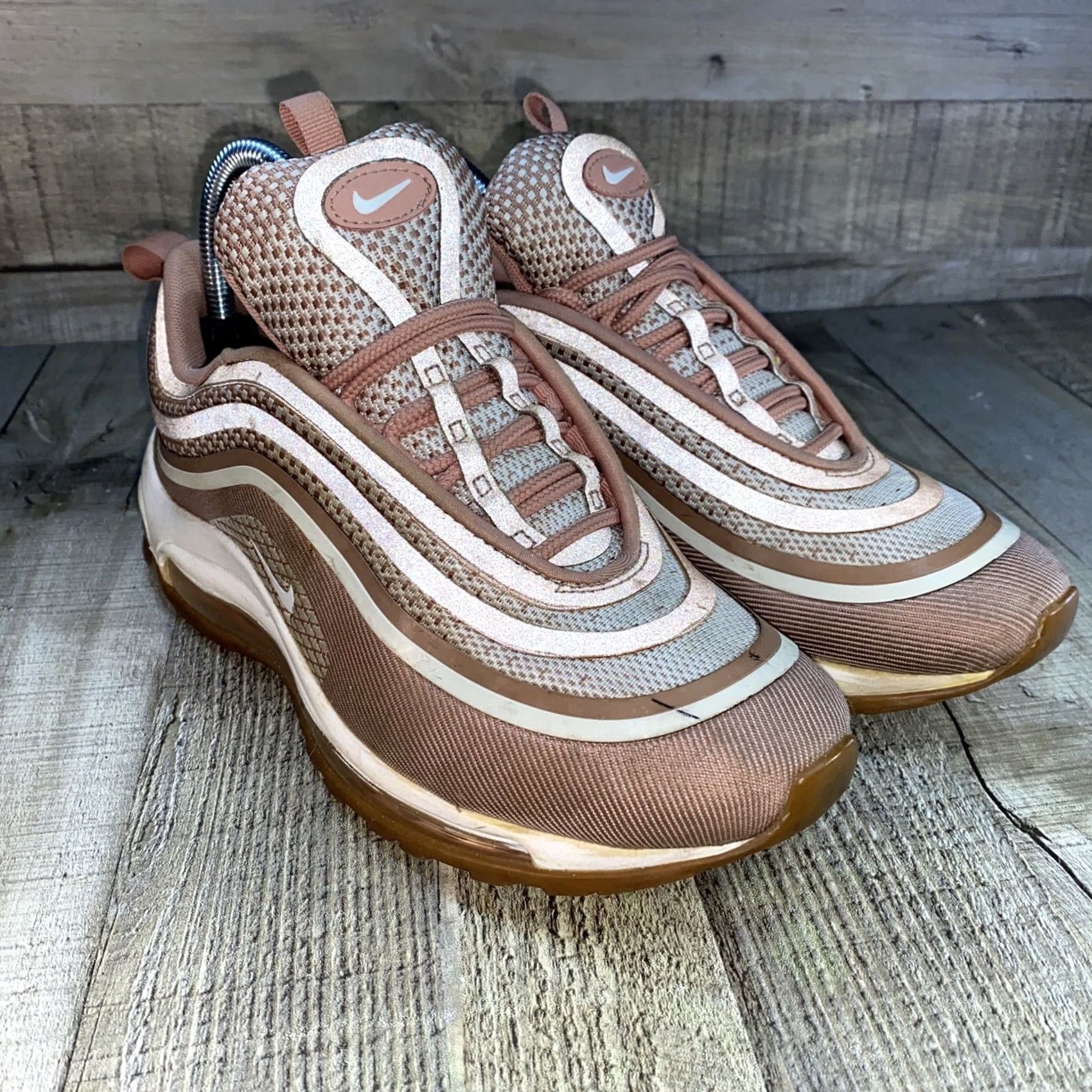Nike Nike Air Max 97 Ultra Rose Gold Gum Pink Low Top Women’s 7 917704-600 Size US 5 / IT 35 - 2 Thumbnail