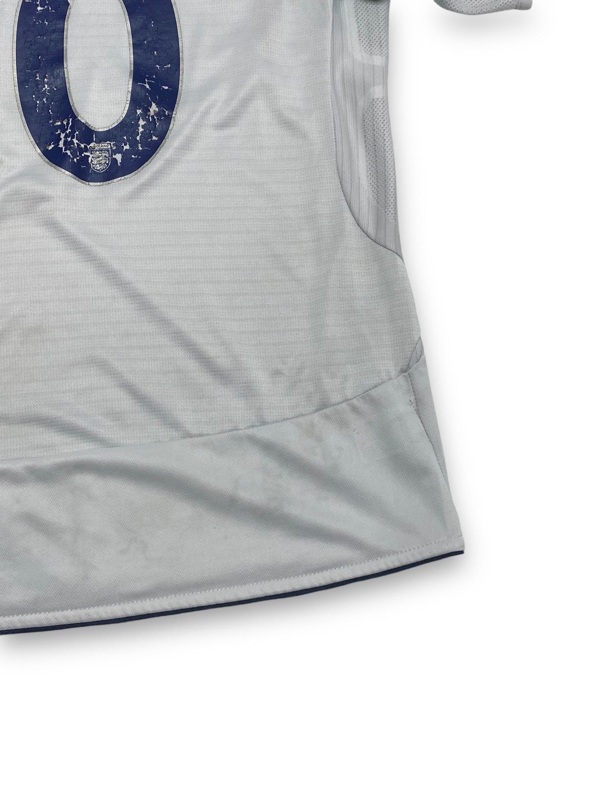 Umbro 06 Vintage UMBRO ENGLAND OWEN Football Distressed Jersey N10 Size US L / EU 52-54 / 3 - 15 Thumbnail