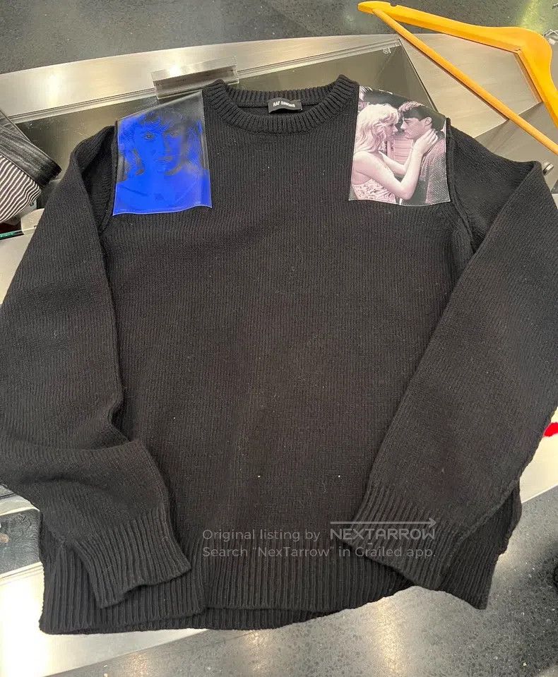 Raf Simons Raf Simons 19Aw blue velvet patch silhouette sweater Size US S / EU 44-46 / 1 - 1 Thumbnail