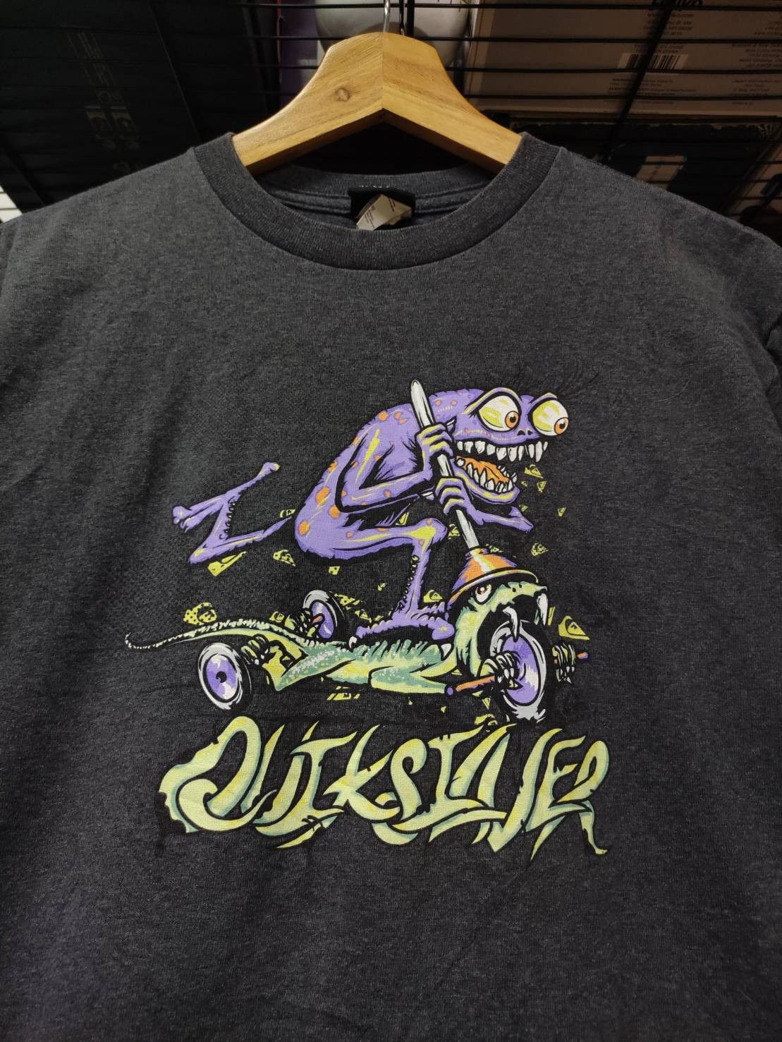 Vtg 00's Quiksilver " Carl and the Lizard " Parody Hot Rod