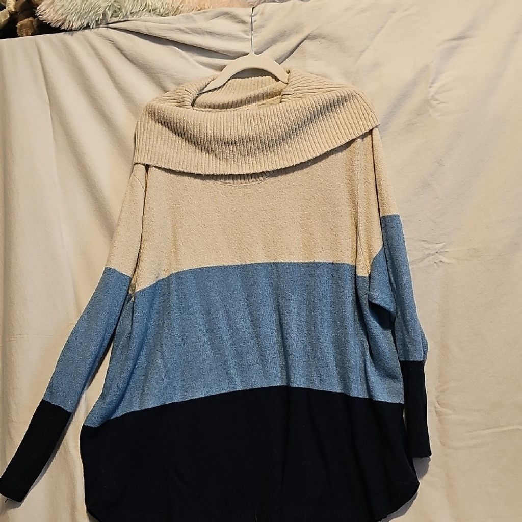 St. Johns Bay St. John's Bay Cream, Blue, and Navy Blue Cowl Neck Sweater Size 4XL / US 24-26 - 2 Thumbnail
