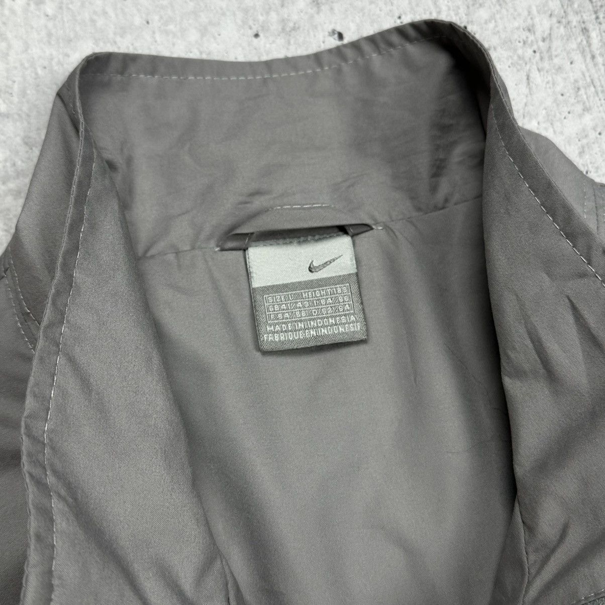 Nike × Vintage Vintage Nike Nylon Jacket Track Full Zip Y2K Drill Swoosh Size US L / EU 52-54 / 3 - 3 Thumbnail