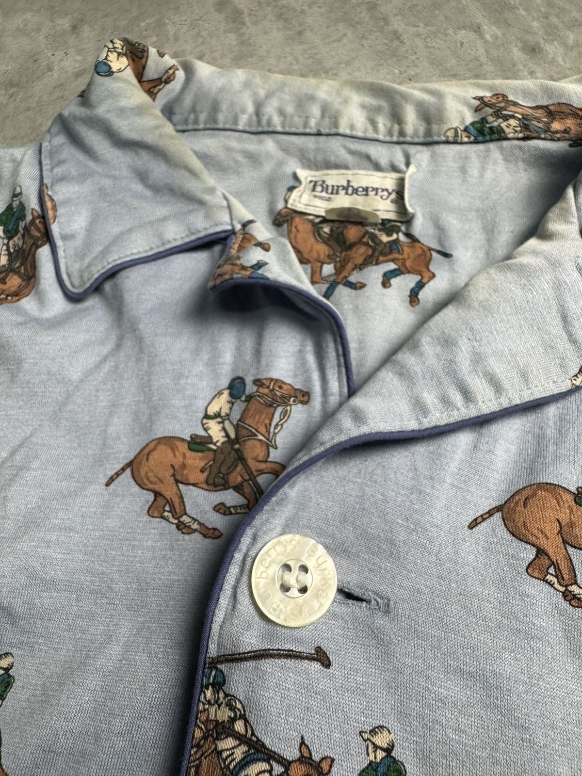 Burberry Vintage Burberry Pyjamas All over print 🐎🏇🏻 Size US L / EU 52-54 / 3 - 2 Thumbnail