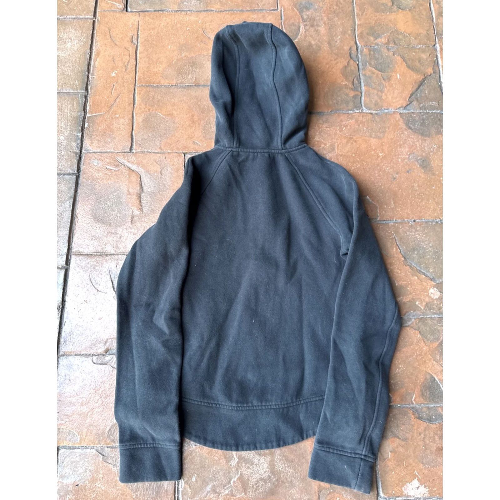 Lululemon VINTAGE Lululemon Be True Fleece Zip Up Hoodie Sweatshirt Women’s Size 4 Gym Yoga Black Full Zip Hoodie Womens 4 Size S / US 4 / IT 40 - 2 Thumbnail