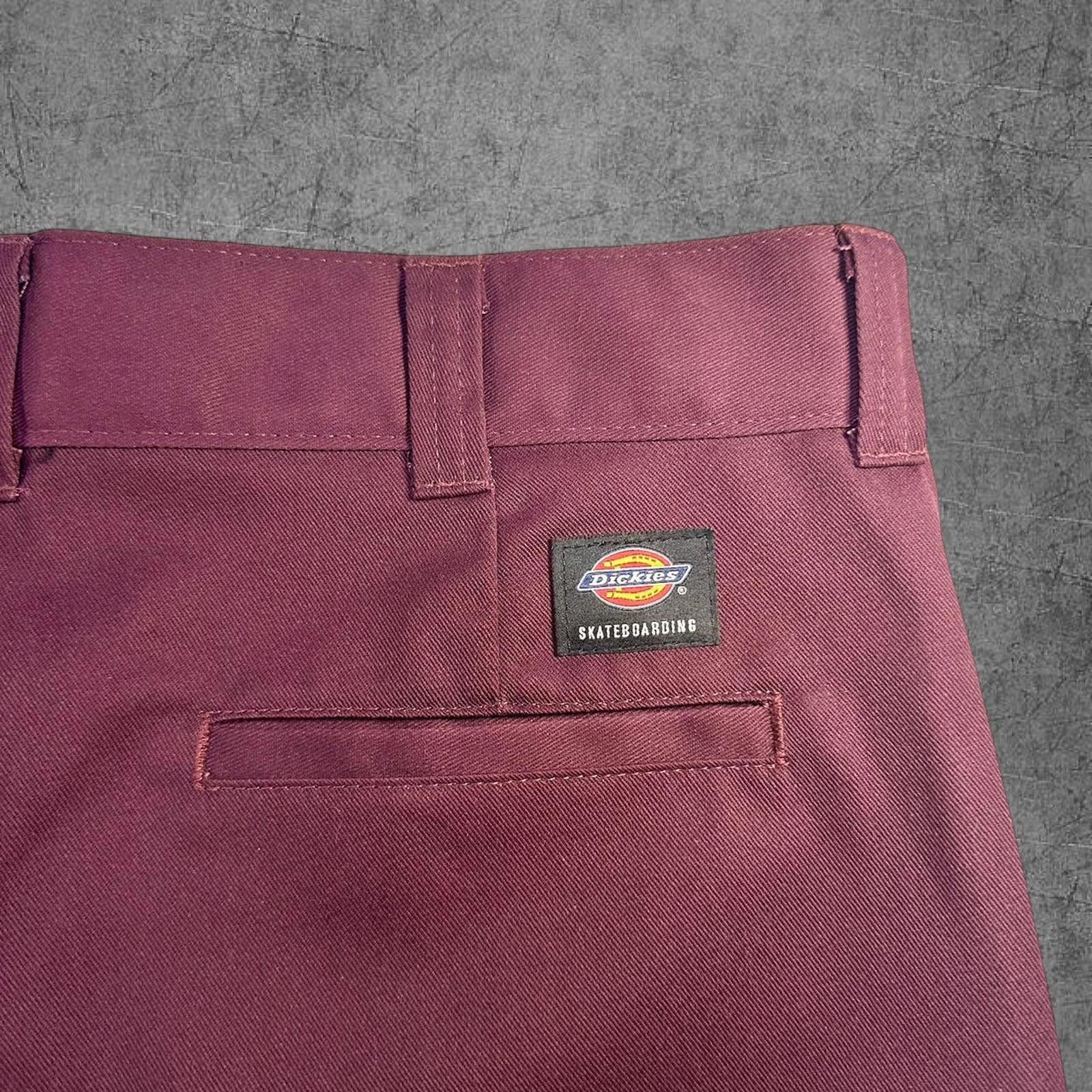 Dickies Dickies Skateboarding Burgundy Loose fit Pants Size US 34 / EU 50 - 2 Thumbnail