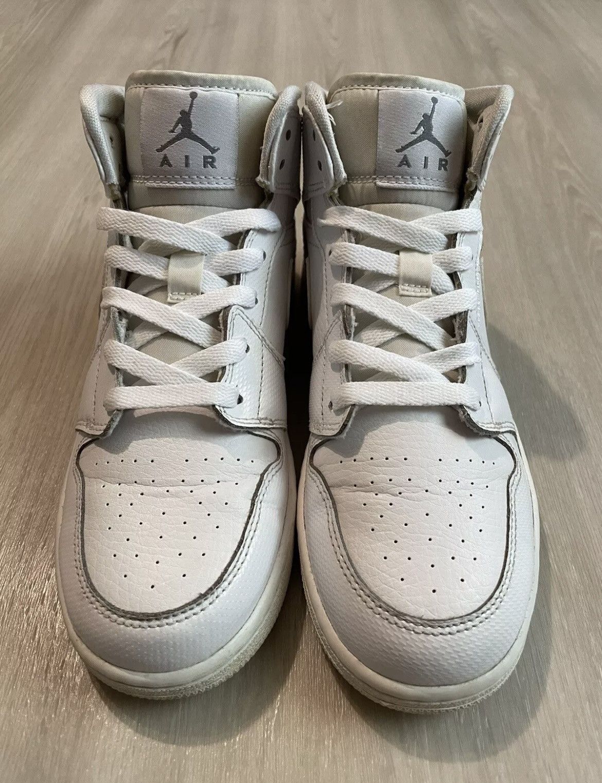 Jordan Brand × Nike Nike Air Jordan 1 Retro Mid GS White Cool Size 4.5Y Size US 6 / IT 36 - 5 Thumbnail