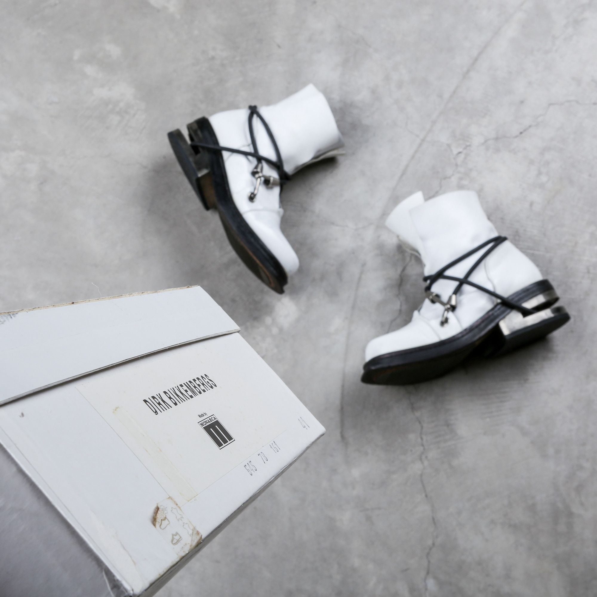 Dirk Bikkembergs Dirk Bikkembergs White Steel Cut Heel Bungee Boots Size 41 Size US 9.5 / EU 42-43 - 22 Thumbnail