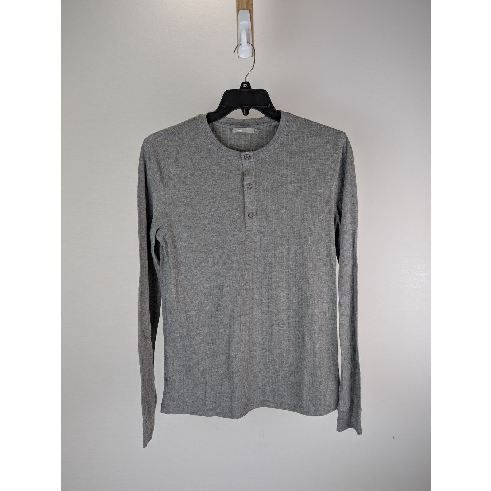 Vince o1rshd1 CC20 Raw Edge Long Sleeve Henley T-Shirt in Grey Size US S / EU 44-46 / 1 - 2 Thumbnail