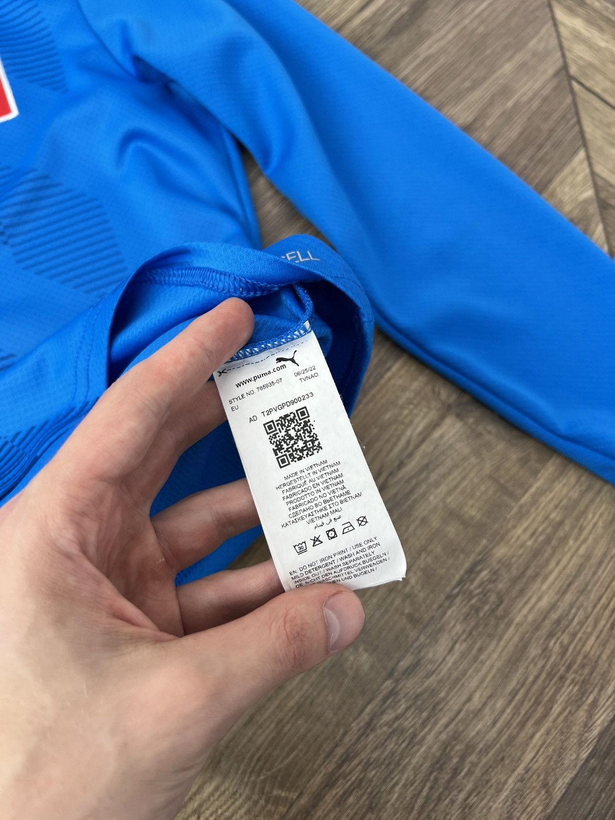 Puma Vintage Sommer Switzerland National Team Kids Jersey Size US XS / EU 42 / 0 - 10 Thumbnail
