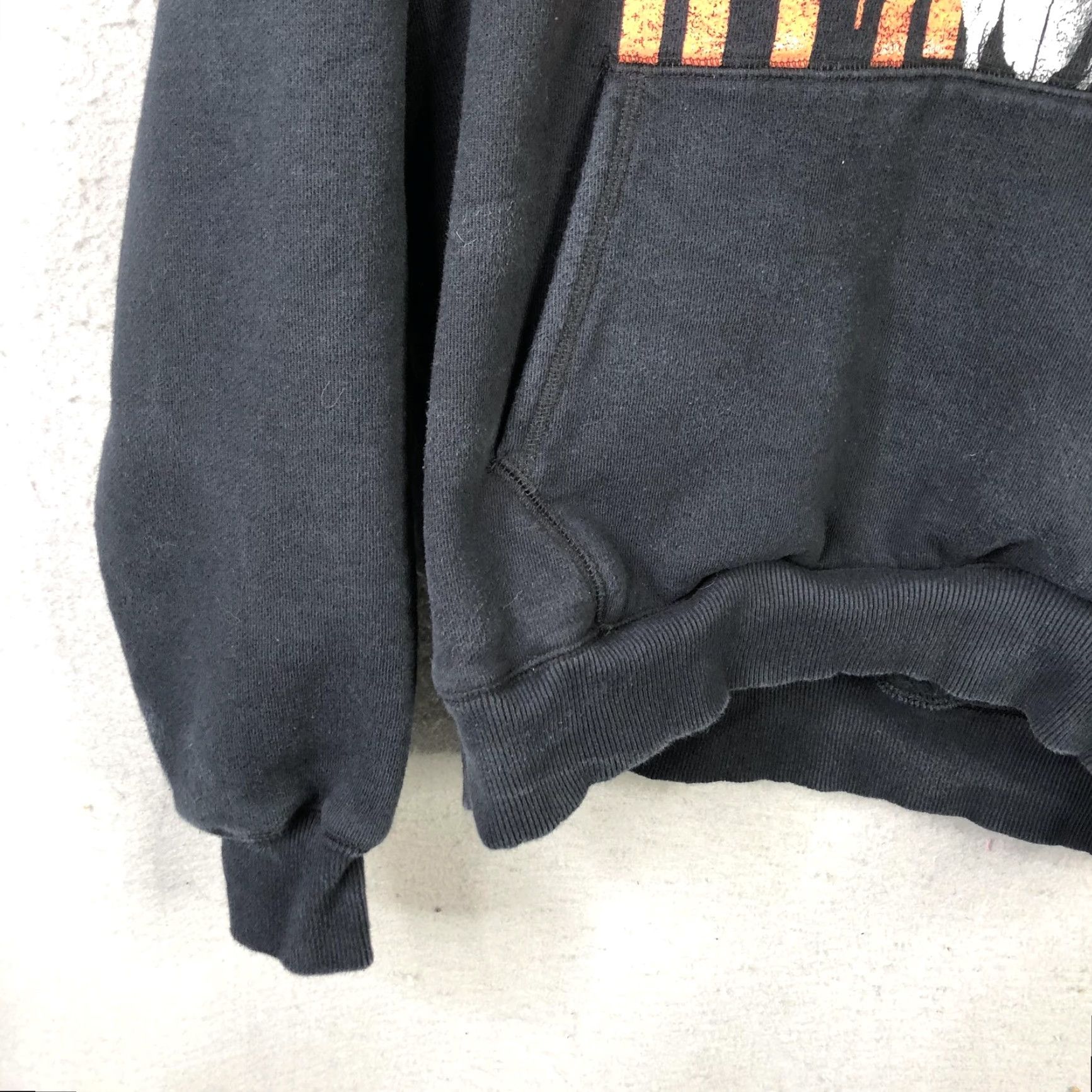 Under Armour Under Armour Hoodie Mens Large Black Blood Sweat Respect Pullover Graphic Print Hooded Sweatshirt with Pockets Size US L / EU 52-54 / 3 - 7 Thumbnail