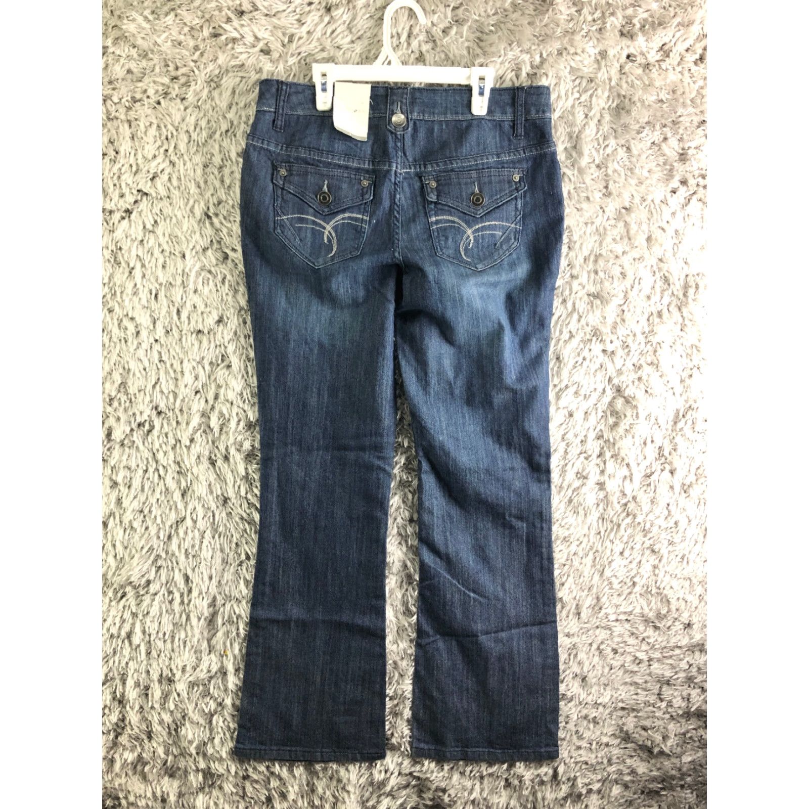 Vintage Fashion Bug Jeans Bootcut Denim Blue Size 8 Womens Regular Mid Rise 31in Inseam 5-Pocket Comfort Button Zipper Logo Belt Loops Pocketed NWT Size 30" / US 8 / IT 44 - 6 Thumbnail