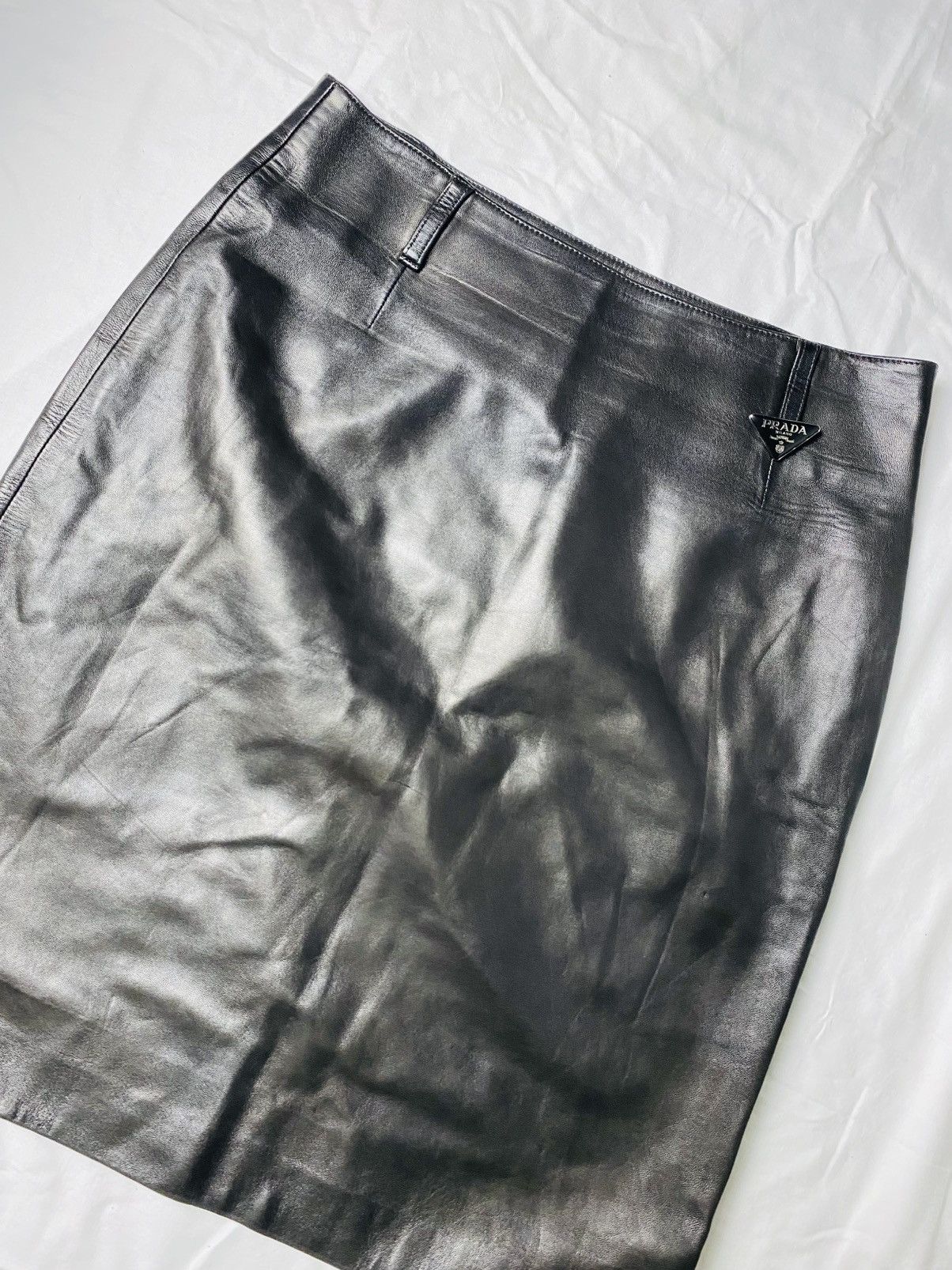 Prada Prade Leather skirt Size 30" / US 8 / IT 44 - 2 Thumbnail