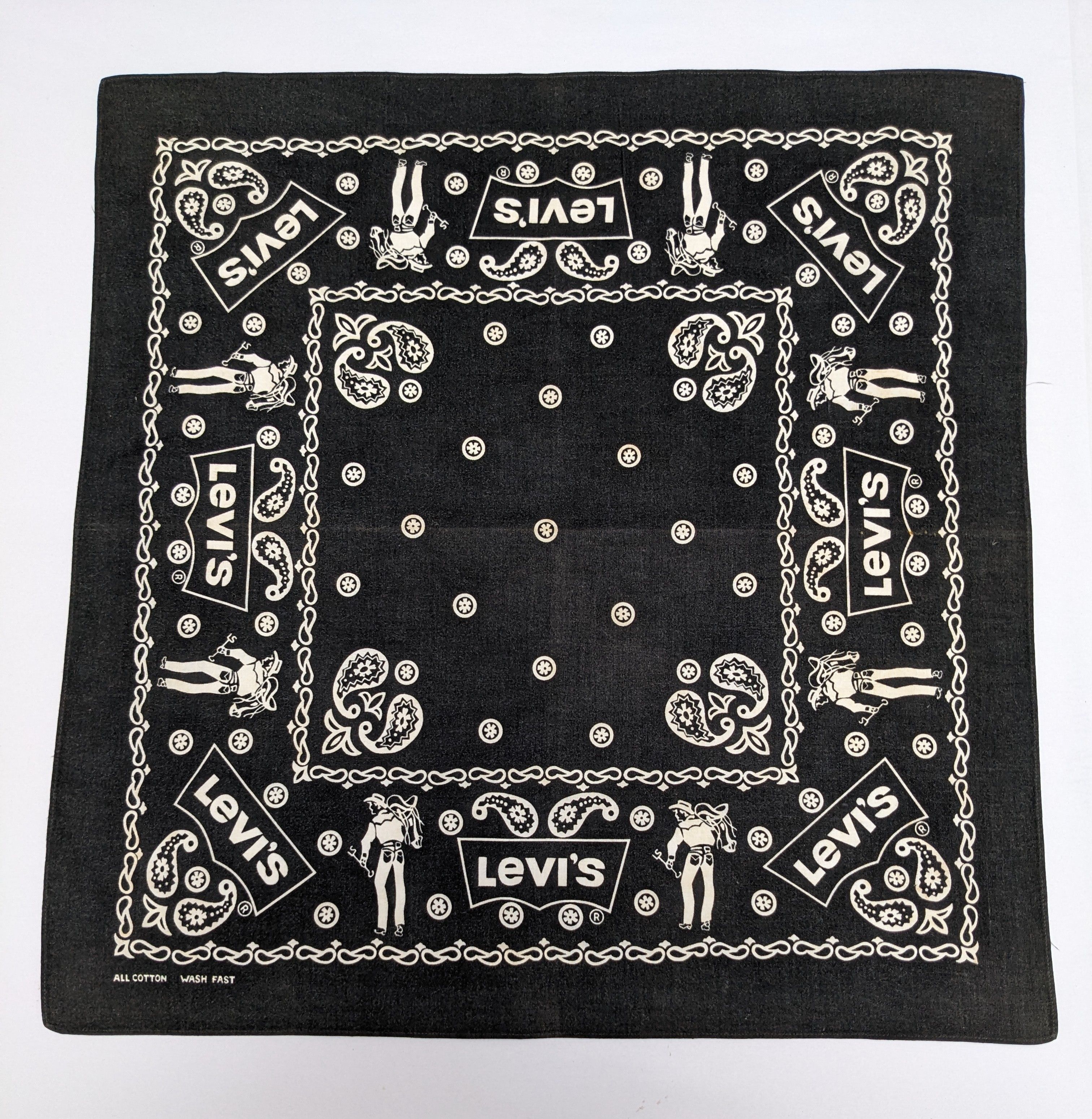 Levi's Vintage Levi’s Bandana Black Cowboy Paisley Made In Usa Size ONE SIZE - 4 Thumbnail