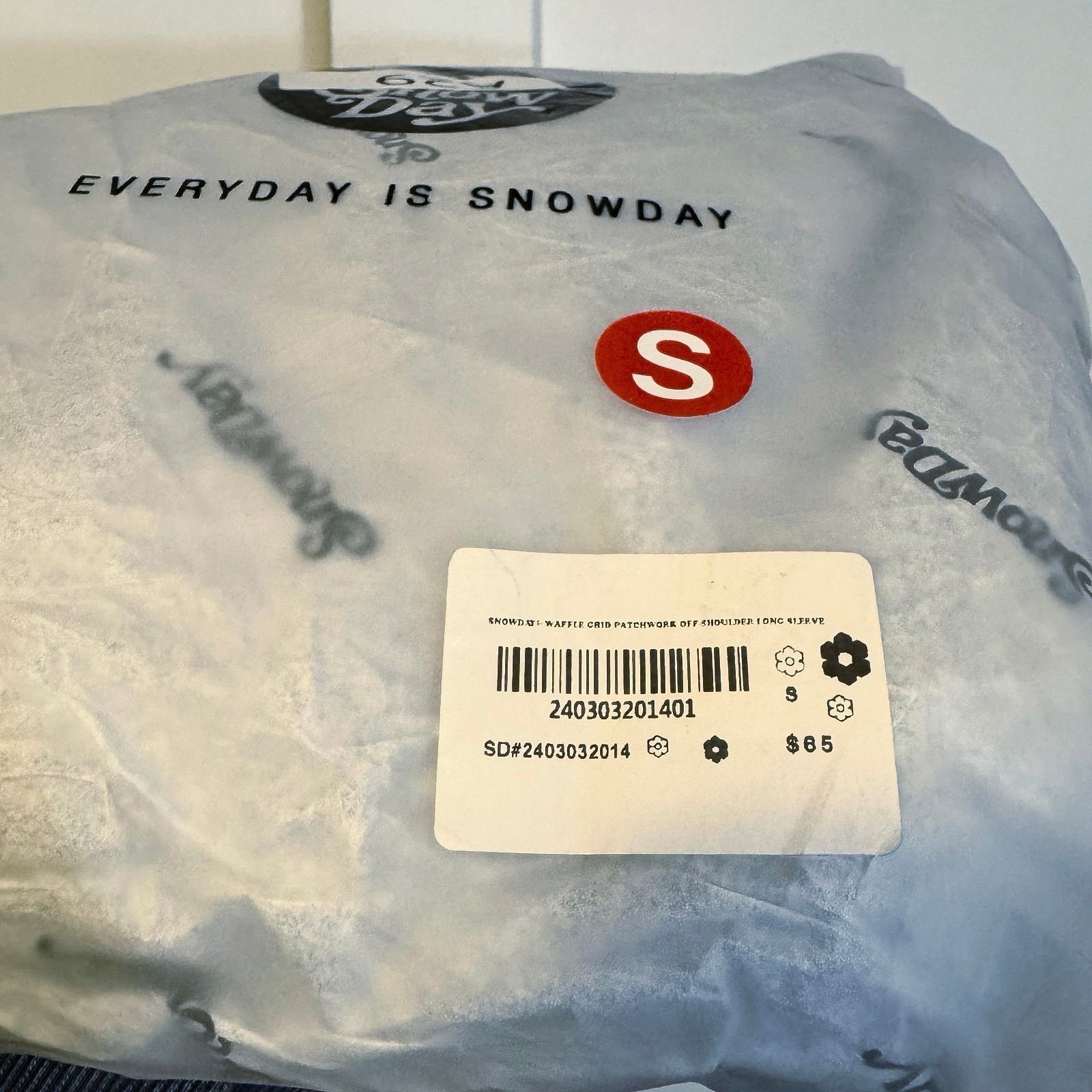 Snowday •NWT• Snowday Waffle Grid Patchwork Off-Shoulder Thermal • S Size US S / EU 44-46 / 1 - 8 Thumbnail