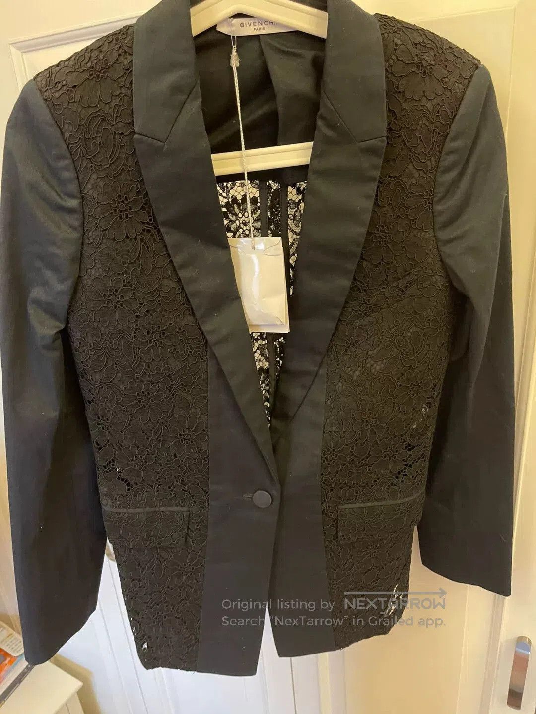 Givenchy Givenchy Hollow Out Blazer Size 38. Size US XS / EU 42 / 0 - 1 Thumbnail