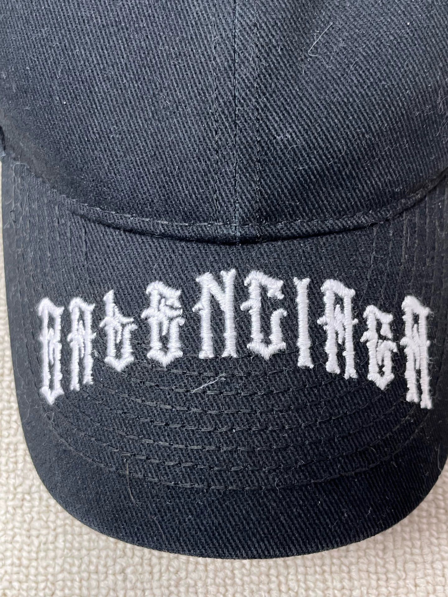 Balenciaga Balenciaga Embroidered Logo Cotton Baseball Cap, Unisex Size ONE SIZE - 3 Thumbnail