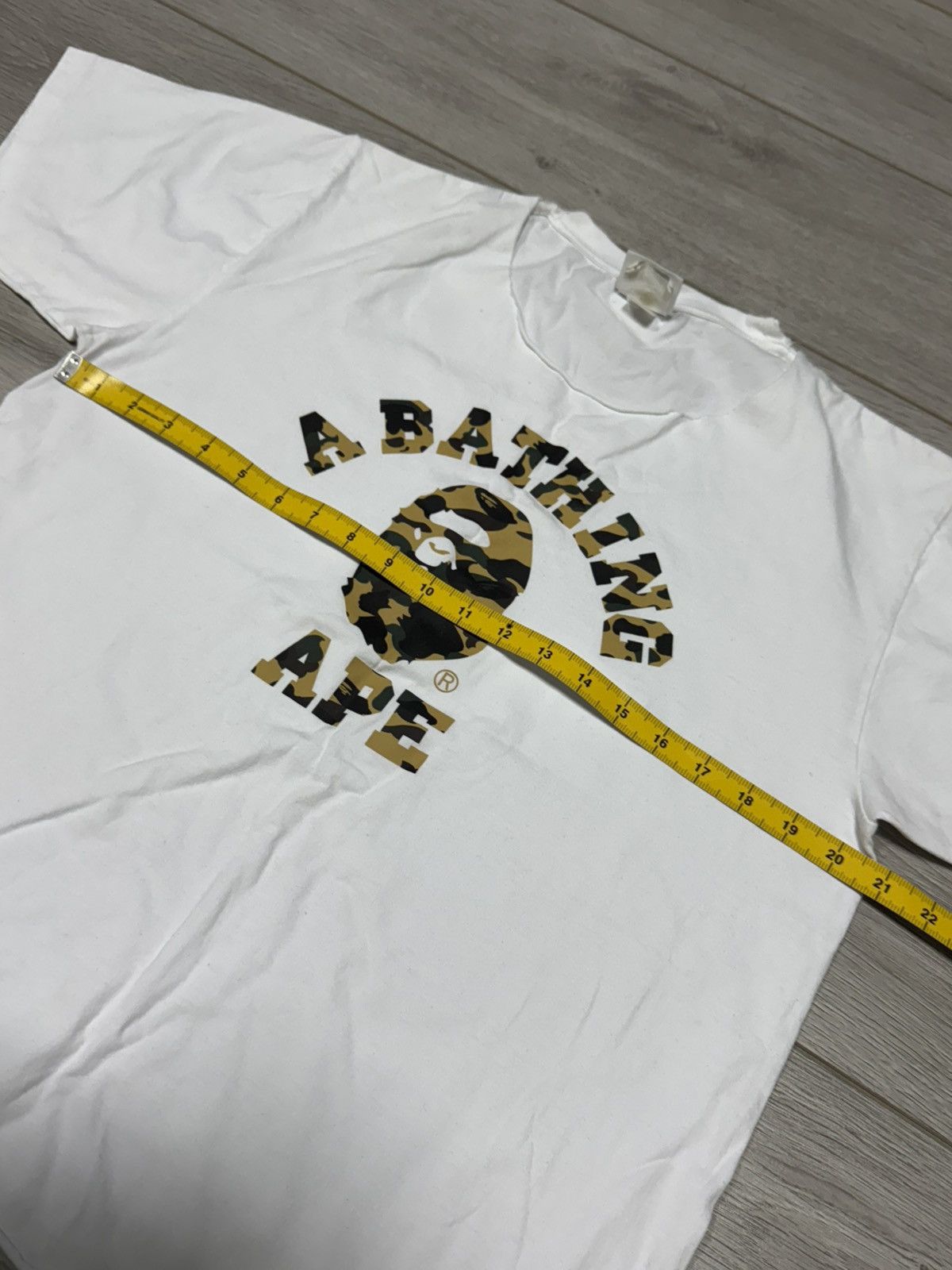 Bape Bape ape head camo tee shirt Japan Size US L / EU 52-54 / 3 - 10 Thumbnail