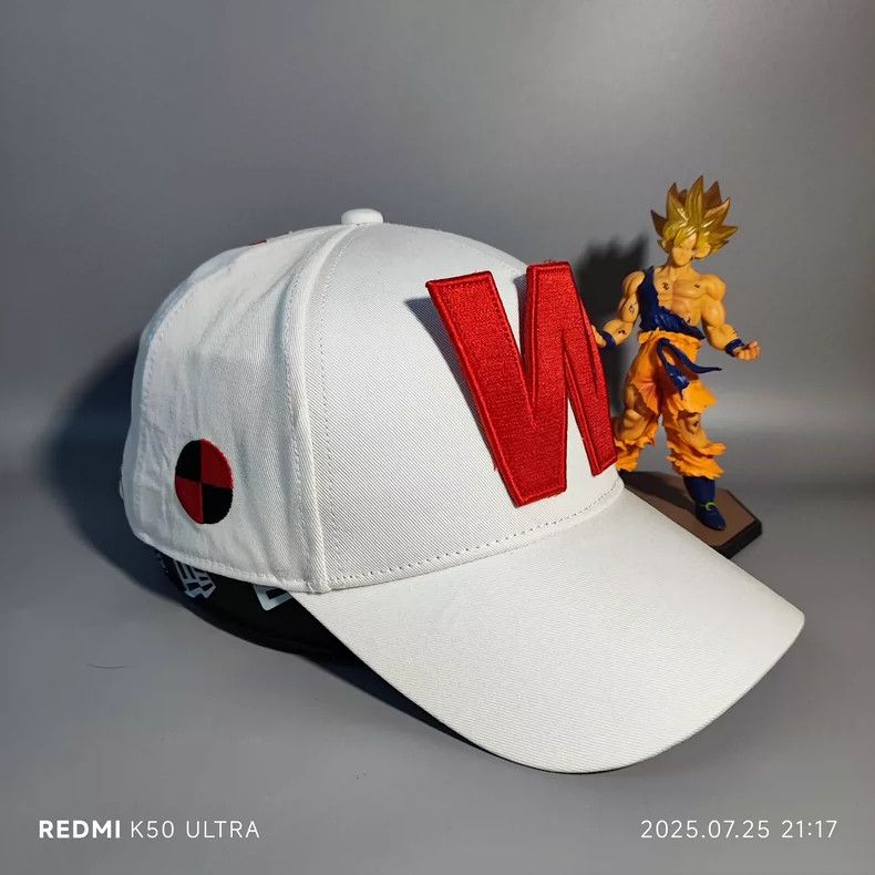 Walter Van Beirendonck walter van beirendonck 24 Autumn and Winter White W Hat Size ONE SIZE - 3 Thumbnail