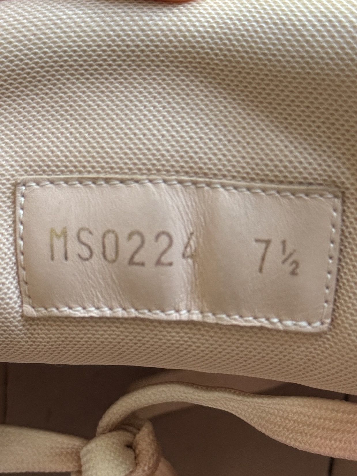 Louis Vuitton Louis Vuitton LV Trainer Sneaker Pink Signature Size US 9 / EU 42 - 12 Thumbnail