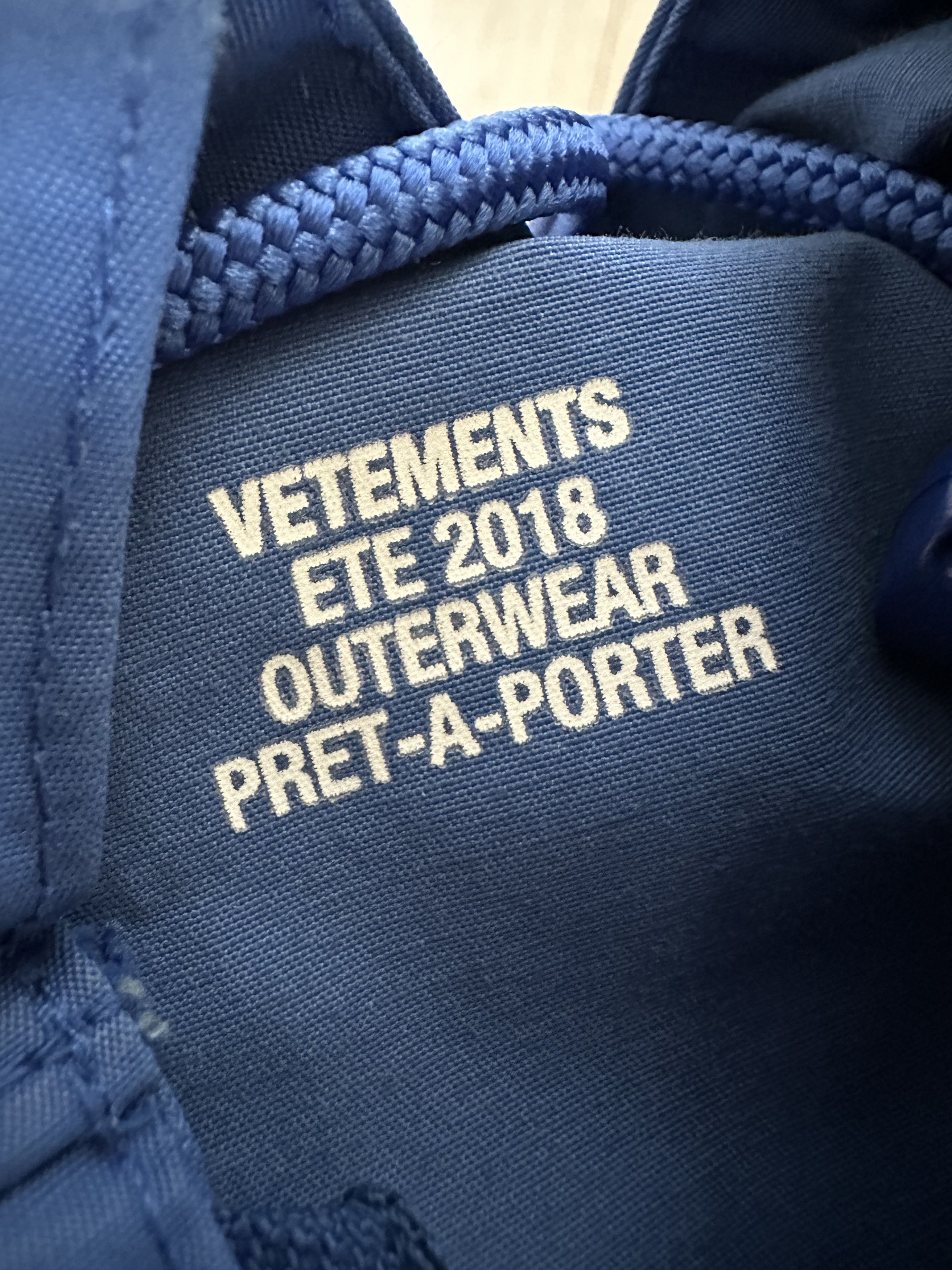 Vetements Vetements Blue Raincoat Size US L / EU 52-54 / 3 - 4 Thumbnail